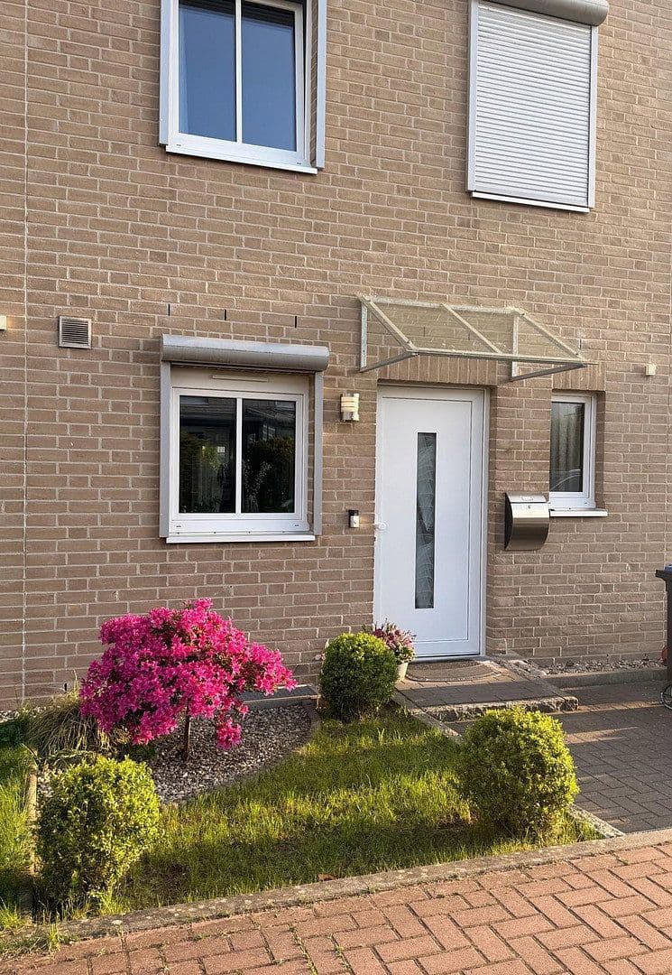 house for sale, 111 m², Ahrensburg, Schleswig-Holstein house for sale, 111 m², Ahrensburg, Schleswig-Holstein