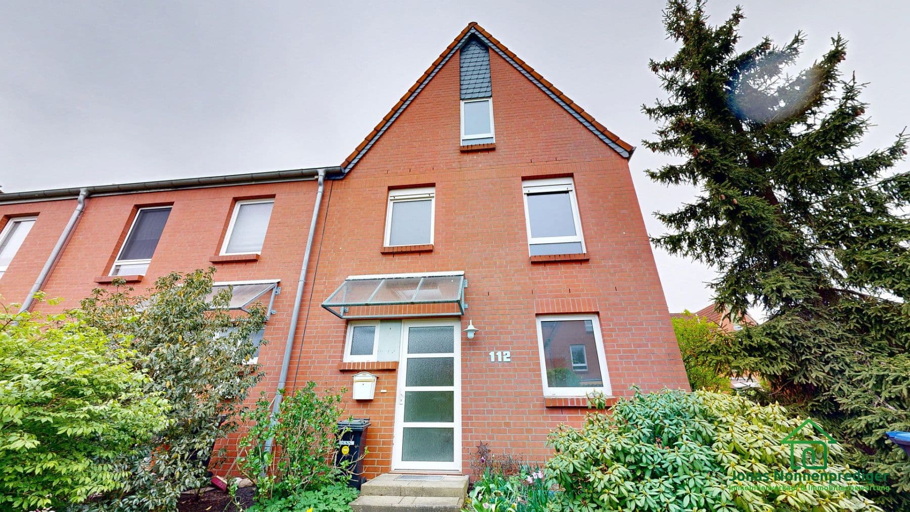 house for sale, 151 m², Nedderfeld 112, Schwerin, Mecklenburg-Vorpommern house for sale, 151 m², Nedderfeld 112, Schwerin, Mecklenburg-Vorpommern