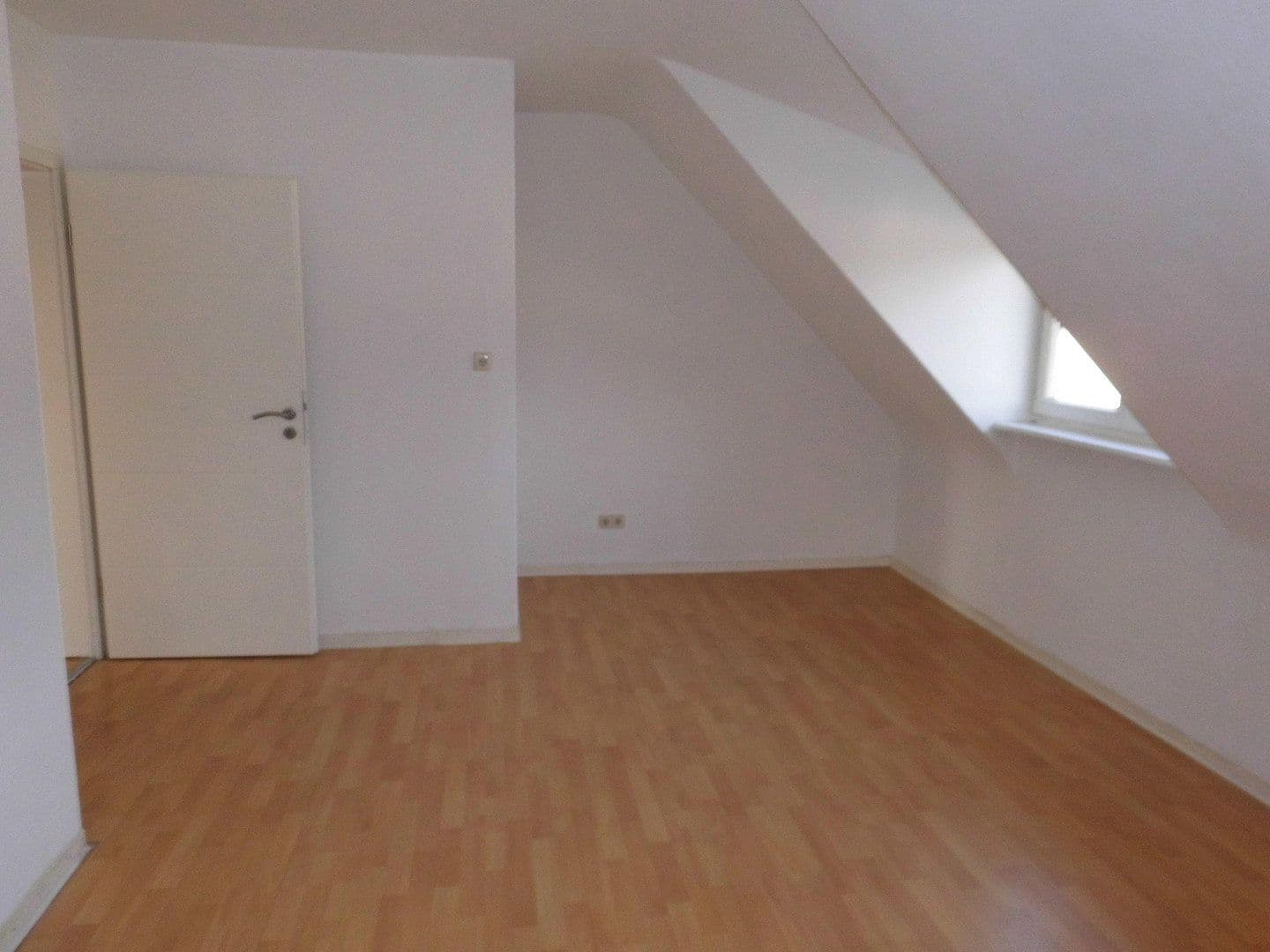 2 bedroom flat to rent, 45 m², Stuttgart, Baden-Württemberg 2 bedroom flat to rent, 45 m², Stuttgart, Baden-Württemberg