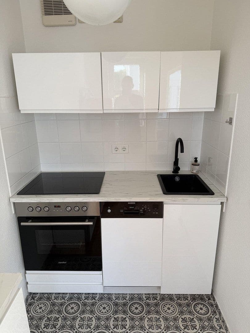 1 bedroom flat for sale, 33 m², Rosmarinstr. 22, Düsseldorf, North Rhine-Westphalia 1 bedroom flat for sale, 33 m², Rosmarinstr. 22, Düsseldorf, North Rhine-Westphalia