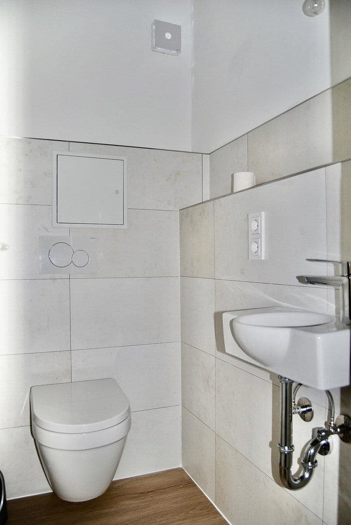 3 bedroom flat to rent, 81 m², Eisenacher Straße 4, Koblenz, Rhineland-Palatinate 3 bedroom flat to rent, 81 m², Eisenacher Straße 4, Koblenz, Rhineland-Palatinate