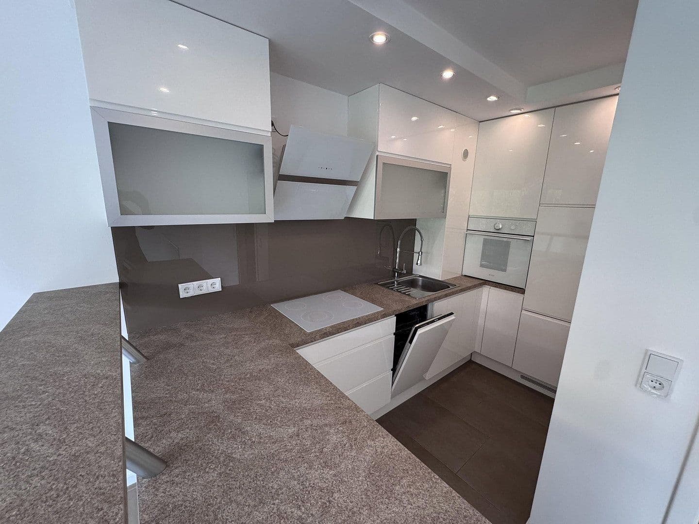 1 bedroom with open-plan kitchen flat for sale, 64 m², Hamburg, Hamburg 1 bedroom with open-plan kitchen flat for sale, 64 m², Hamburg, Hamburg