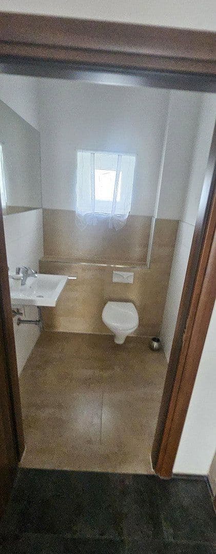 house for sale, 209 m², Lichtensteinstr., 64, Reutlingen, Baden-Württemberg house for sale, 209 m², Lichtensteinstr., 64, Reutlingen, Baden-Württemberg