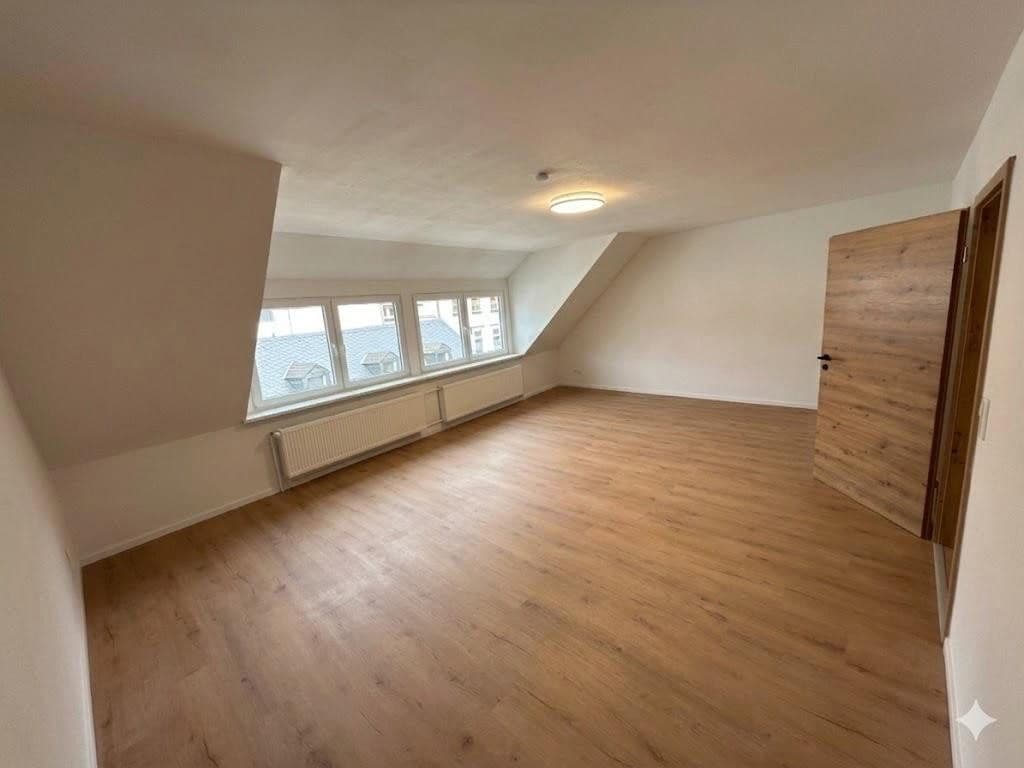 2 bedroom with open-plan kitchen flat to rent, 130 m², Schlossberg 1, Sankt Goar, Rhineland-Palatinate 2 bedroom with open-plan kitchen flat to rent, 130 m², Schlossberg 1, Sankt Goar, Rhineland-Palatinate