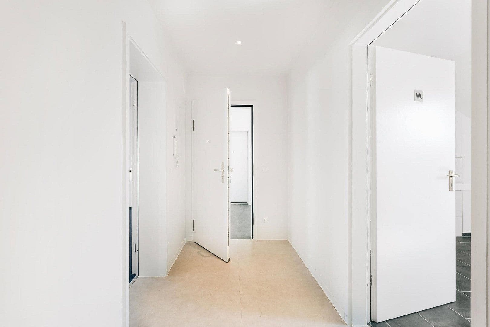 office to rent, 218 m², Zum Wiesengrund 8, Wilsdruff, Saxony office to rent, 218 m², Zum Wiesengrund 8, Wilsdruff, Saxony