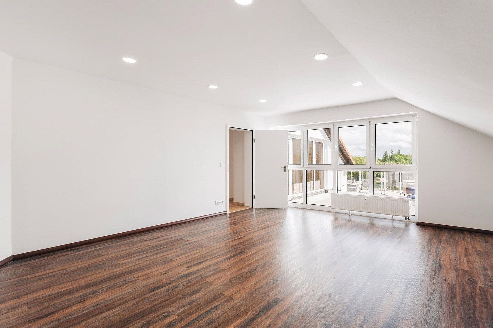 office to rent, 218 m², Zum Wiesengrund 8, Wilsdruff, Saxony office to rent, 218 m², Zum Wiesengrund 8, Wilsdruff, Saxony