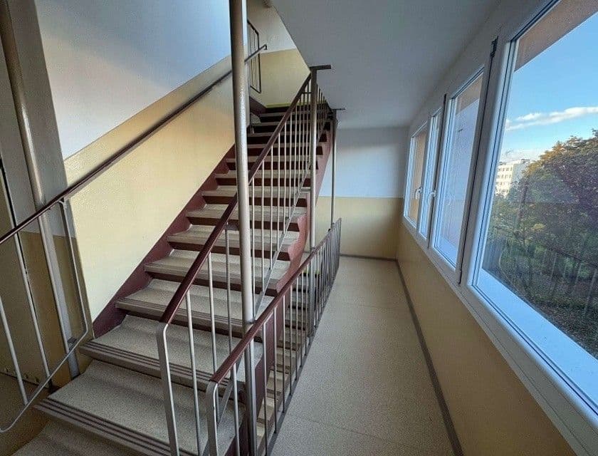 1 bedroom with open-plan kitchen flat for sale, 40 m², Josefa Suka, Most, Ústecký Region 1 bedroom with open-plan kitchen flat for sale, 40 m², Josefa Suka, Most, Ústecký Region