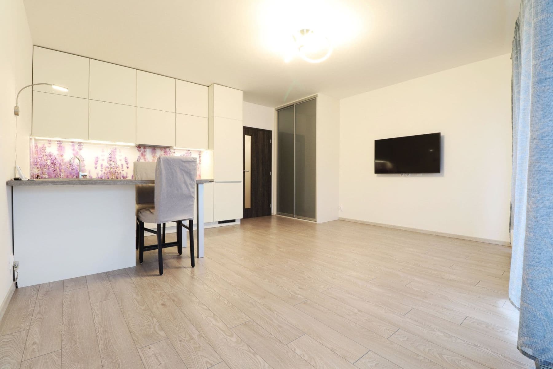 Studio flat to rent, 34 m², Lindleyova, Prague, Prague Studio flat to rent, 34 m², Lindleyova, Prague, Prague