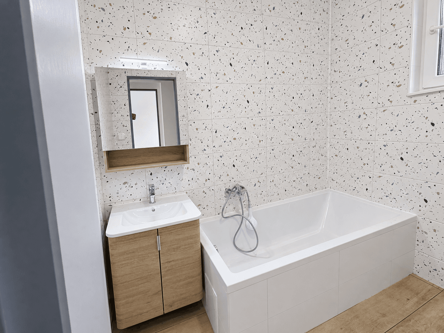 2 bedroom with open-plan kitchen flat to rent, 55 m², Bohnická, Prague, Prague 2 bedroom with open-plan kitchen flat to rent, 55 m², Bohnická, Prague, Prague