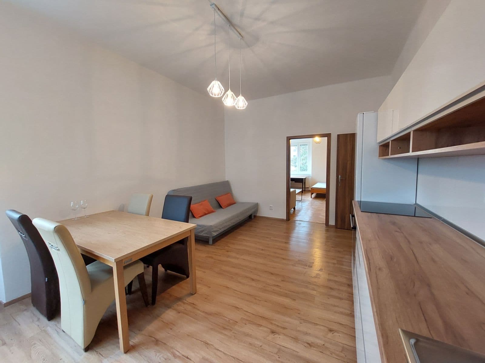1 bedroom with open-plan kitchen flat to rent, 63 m², třída Legií, Kralupy nad Vltavou, Středočeský Region 1 bedroom with open-plan kitchen flat to rent, 63 m², třída Legií, Kralupy nad Vltavou, Středočeský Region