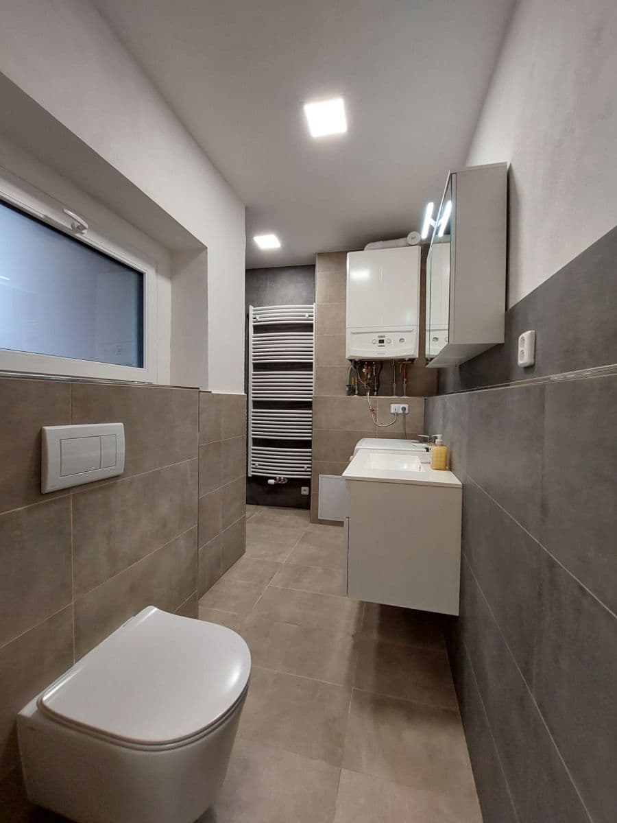 1 bedroom with open-plan kitchen flat to rent, 63 m², třída Legií, Kralupy nad Vltavou, Středočeský Region 1 bedroom with open-plan kitchen flat to rent, 63 m², třída Legií, Kralupy nad Vltavou, Středočeský Region