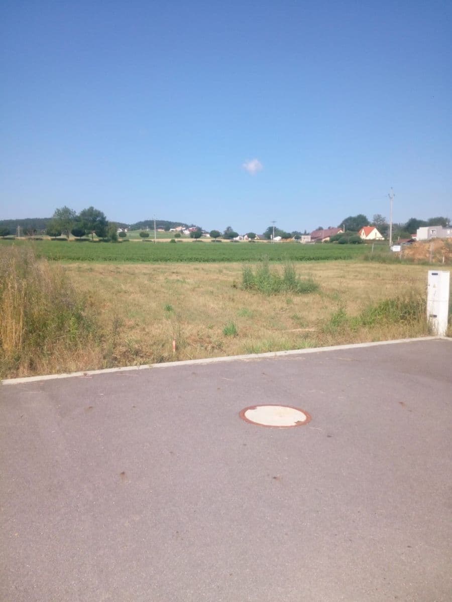 plot to rent, 735 m², Lešany, Středočeský Region plot to rent, 735 m², Lešany, Středočeský Region