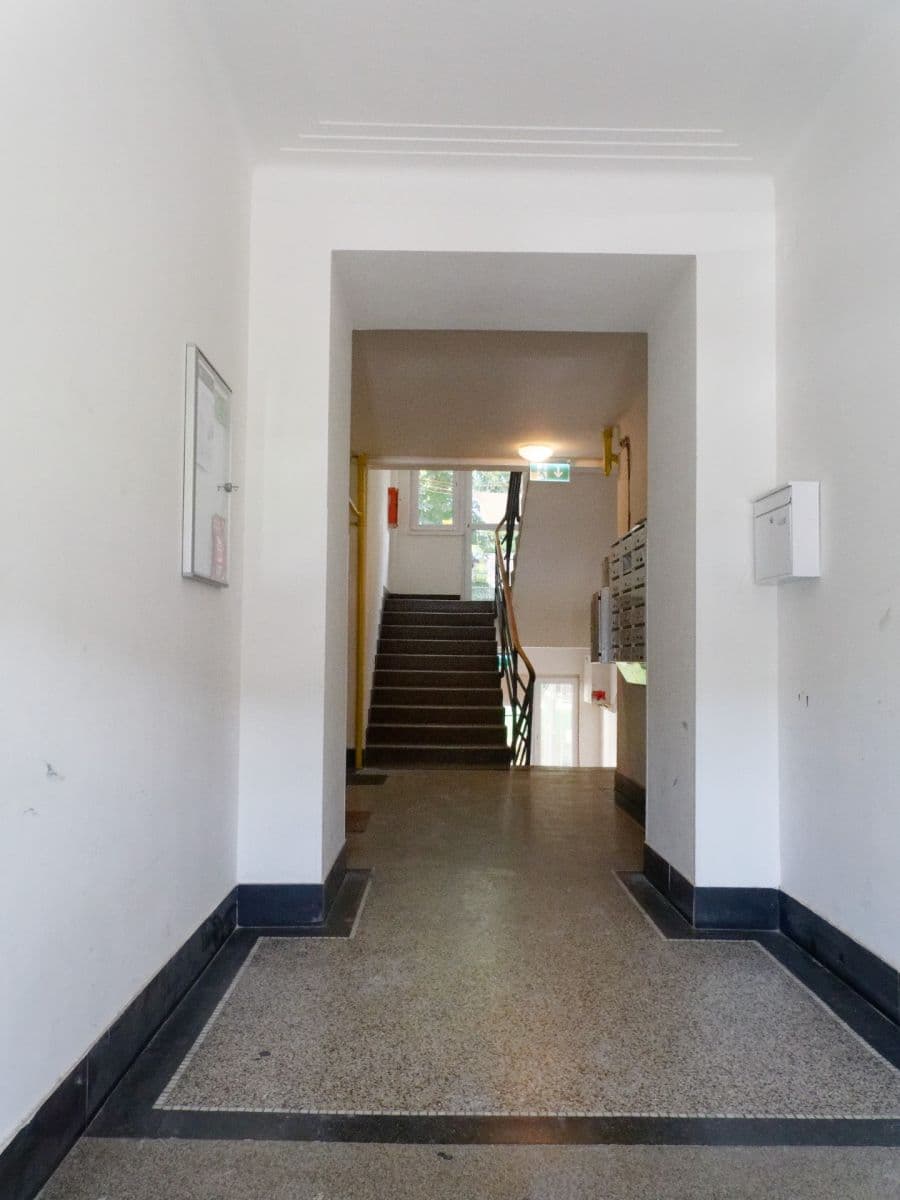 Studio flat to rent, 30 m², Kolbenova, Prague, Prague Studio flat to rent, 30 m², Kolbenova, Prague, Prague