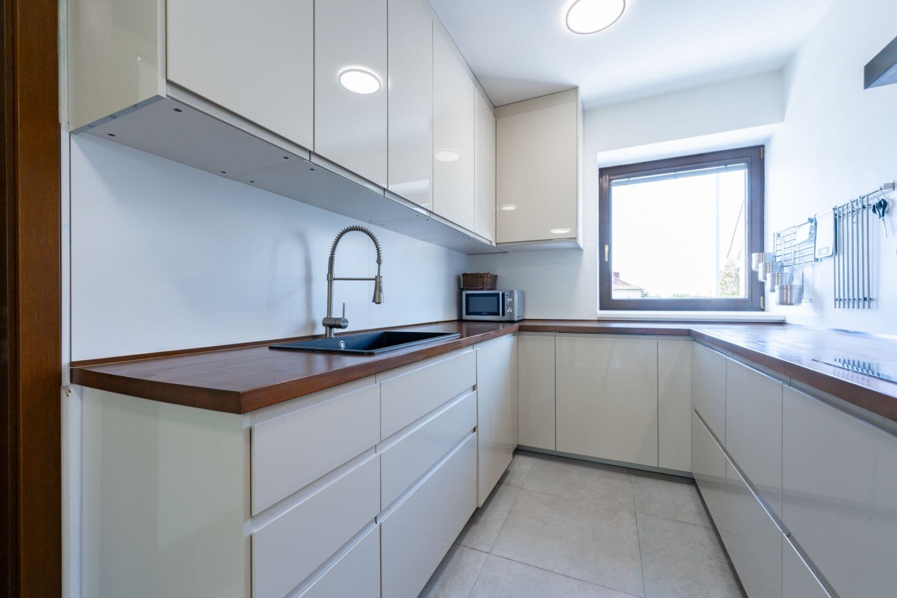 1 bedroom with open-plan kitchen flat for sale, 79 m², Vlnitá, Prague, Prague 1 bedroom with open-plan kitchen flat for sale, 79 m², Vlnitá, Prague, Prague