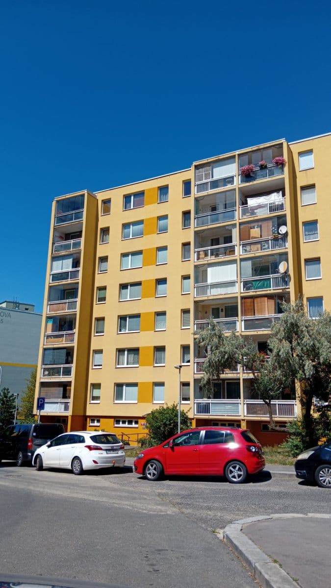 3 bedroom flat for sale, 72 m², Hekrova, Prague, Prague 3 bedroom flat for sale, 72 m², Hekrova, Prague, Prague