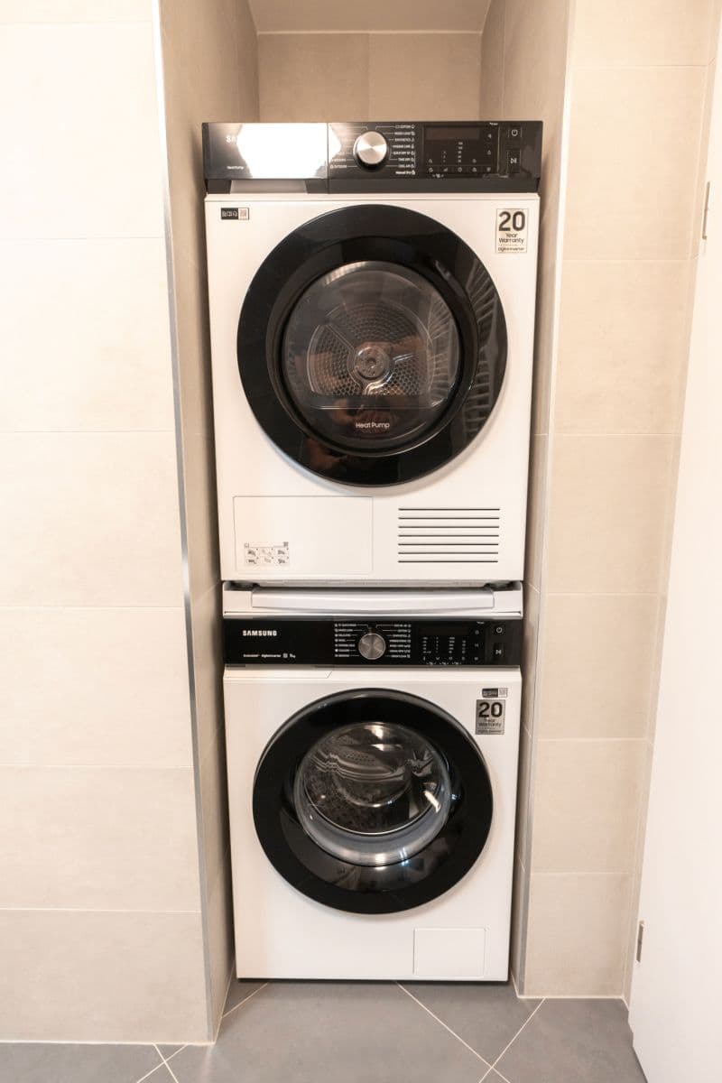 1 bedroom with open-plan kitchen flat to rent, 52 m², Jankovcova, Prague, Prague 1 bedroom with open-plan kitchen flat to rent, 52 m², Jankovcova, Prague, Prague