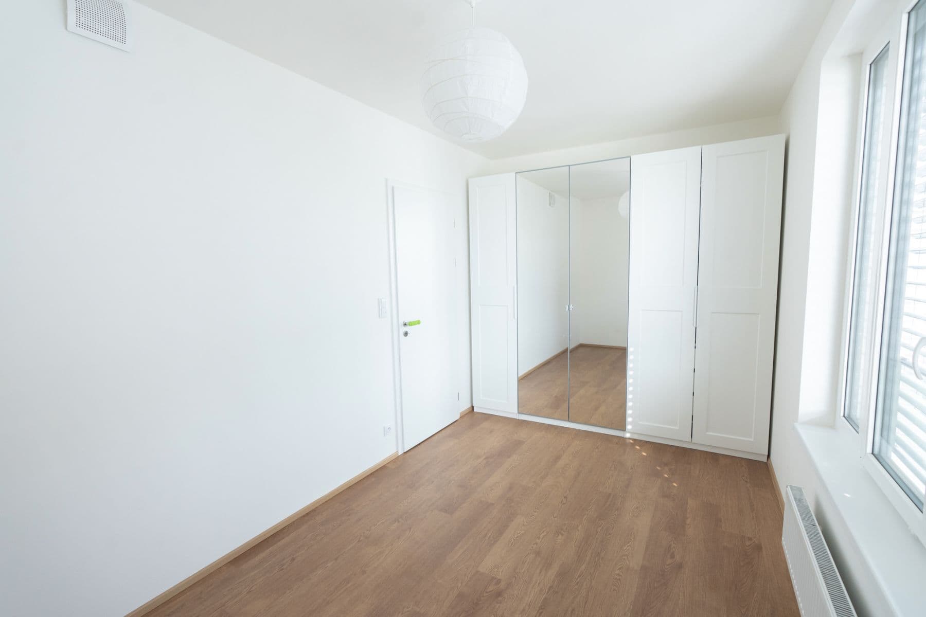 1 bedroom with open-plan kitchen flat to rent, 52 m², Jankovcova, Prague, Prague 1 bedroom with open-plan kitchen flat to rent, 52 m², Jankovcova, Prague, Prague