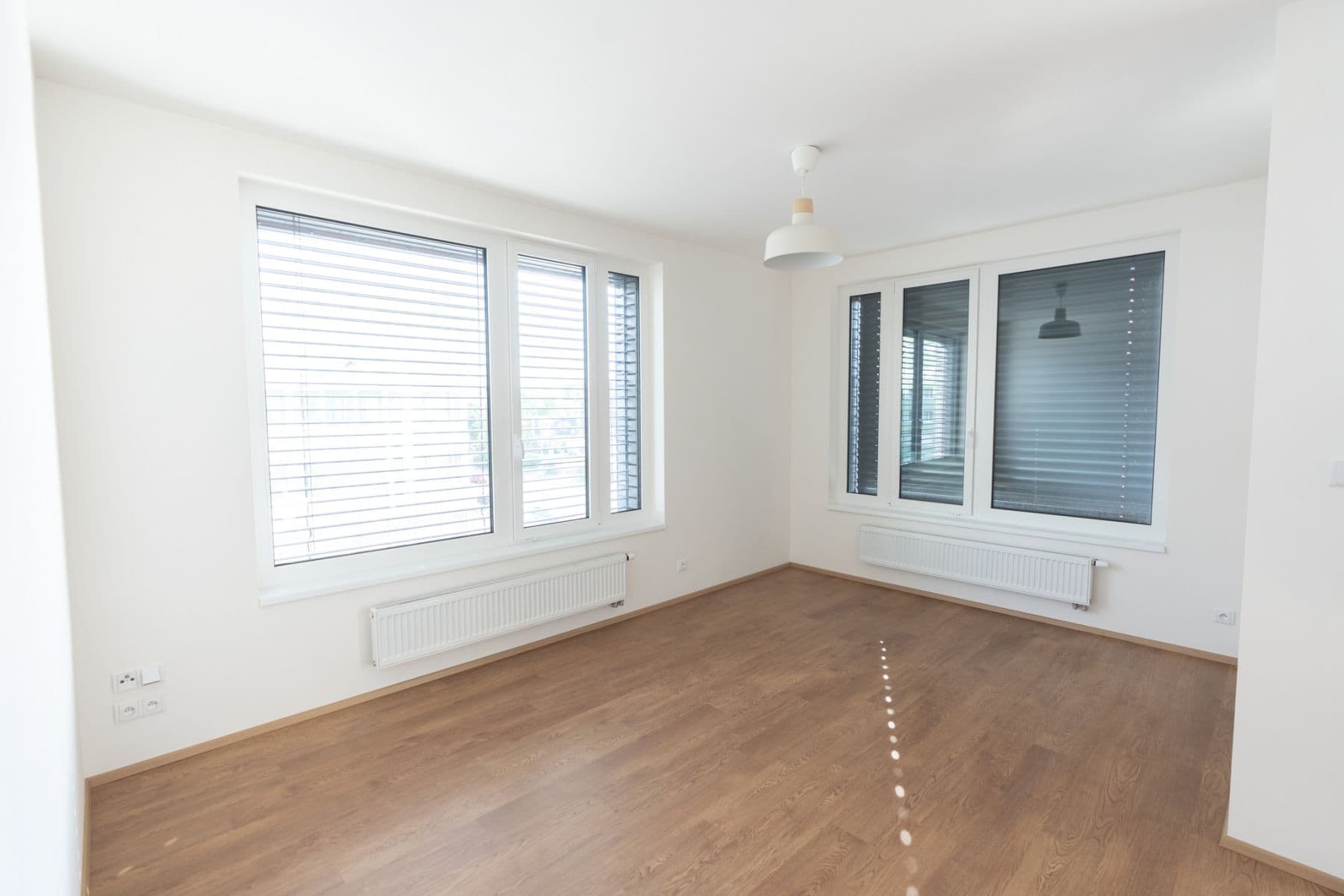 1 bedroom with open-plan kitchen flat to rent, 52 m², Jankovcova, Prague, Prague 1 bedroom with open-plan kitchen flat to rent, 52 m², Jankovcova, Prague, Prague
