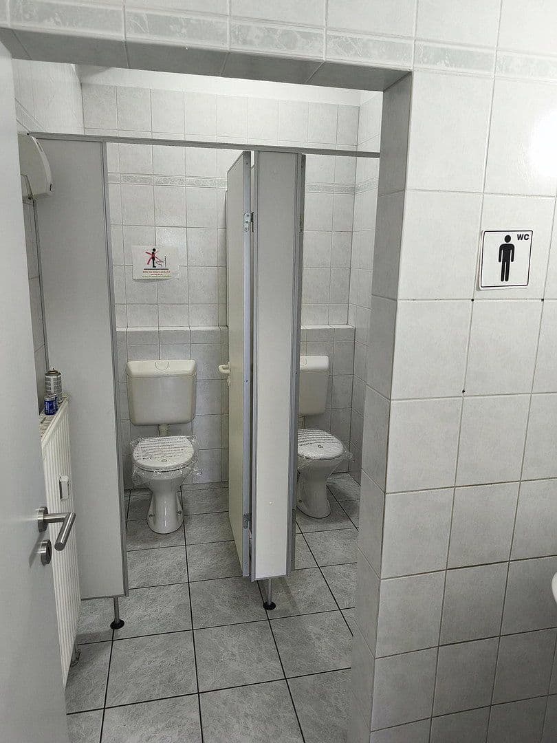non-residential property to rent, 900 m², Meckenloher Strasse 9, Rednitzhembach, Bavaria non-residential property to rent, 900 m², Meckenloher Strasse 9, Rednitzhembach, Bavaria