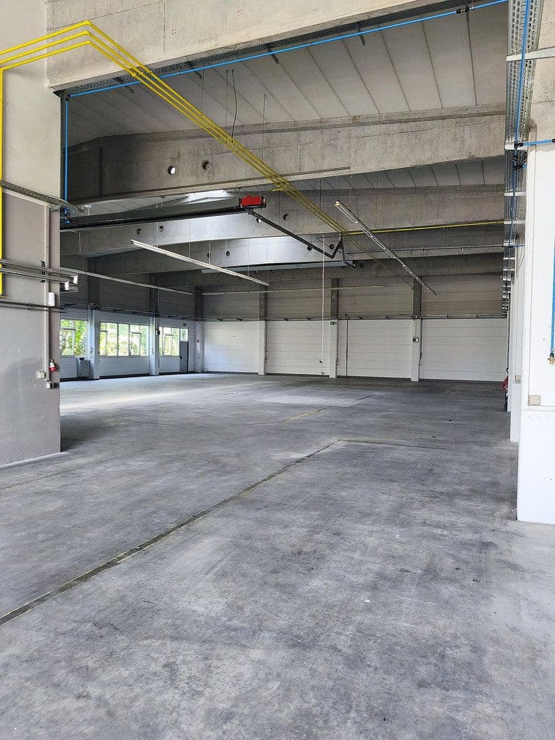 non-residential property to rent, 900 m², Meckenloher Strasse 9, Rednitzhembach, Bavaria non-residential property to rent, 900 m², Meckenloher Strasse 9, Rednitzhembach, Bavaria