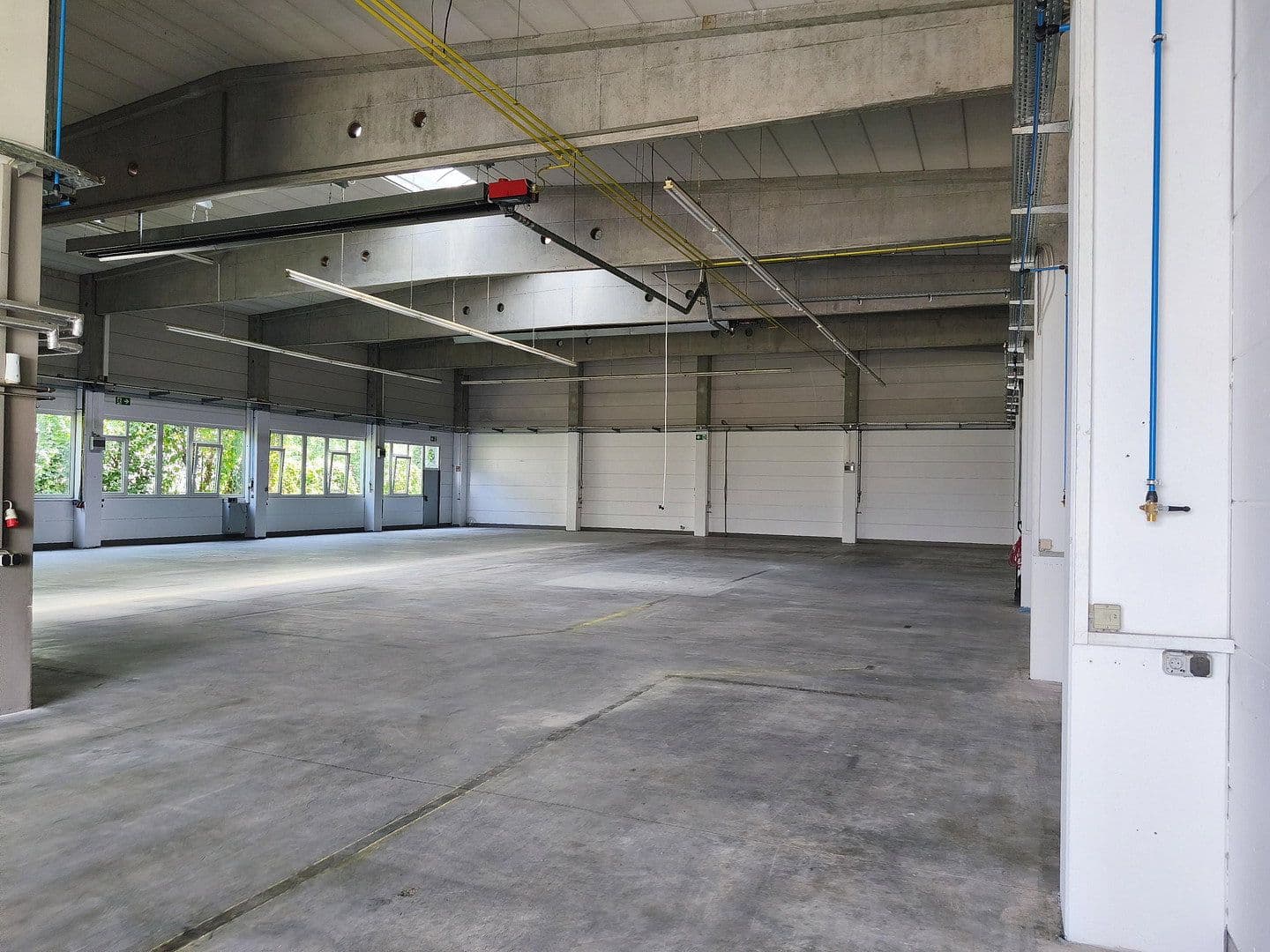 non-residential property to rent, 900 m², Meckenloher Strasse 9, Rednitzhembach, Bavaria non-residential property to rent, 900 m², Meckenloher Strasse 9, Rednitzhembach, Bavaria