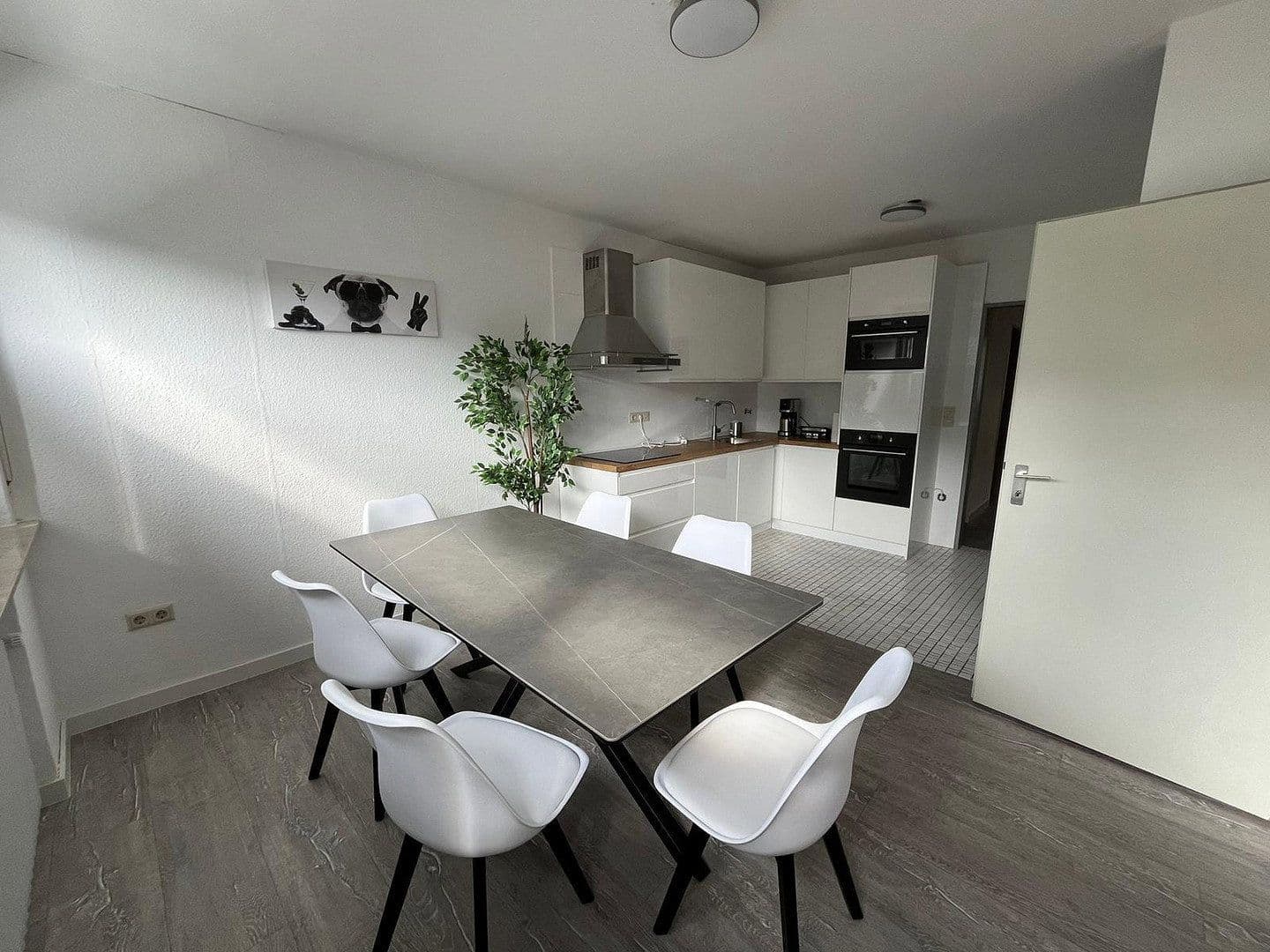 2 bedroom with open-plan kitchen flat for sale, 86 m², Mühlenweg 197, Leverkusen, North Rhine-Westphalia 2 bedroom with open-plan kitchen flat for sale, 86 m², Mühlenweg 197, Leverkusen, North Rhine-Westphalia