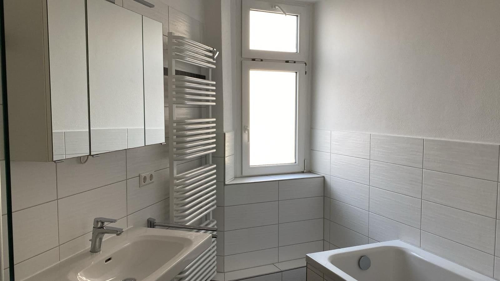 3 bedroom flat to rent, 98 m², Bahnhofstr.2, Zwickau, Saxony 3 bedroom flat to rent, 98 m², Bahnhofstr.2, Zwickau, Saxony