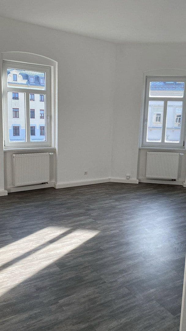3 bedroom flat to rent, 98 m², Bahnhofstr.2, Zwickau, Saxony 3 bedroom flat to rent, 98 m², Bahnhofstr.2, Zwickau, Saxony