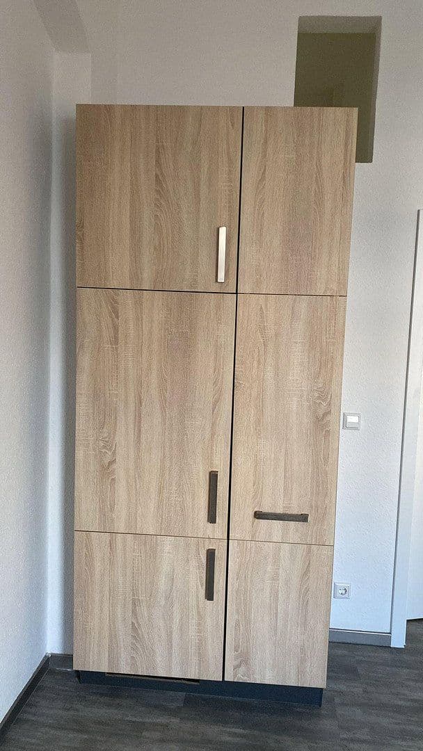 3 bedroom flat to rent, 98 m², Bahnhofstr.2, Zwickau, Saxony 3 bedroom flat to rent, 98 m², Bahnhofstr.2, Zwickau, Saxony