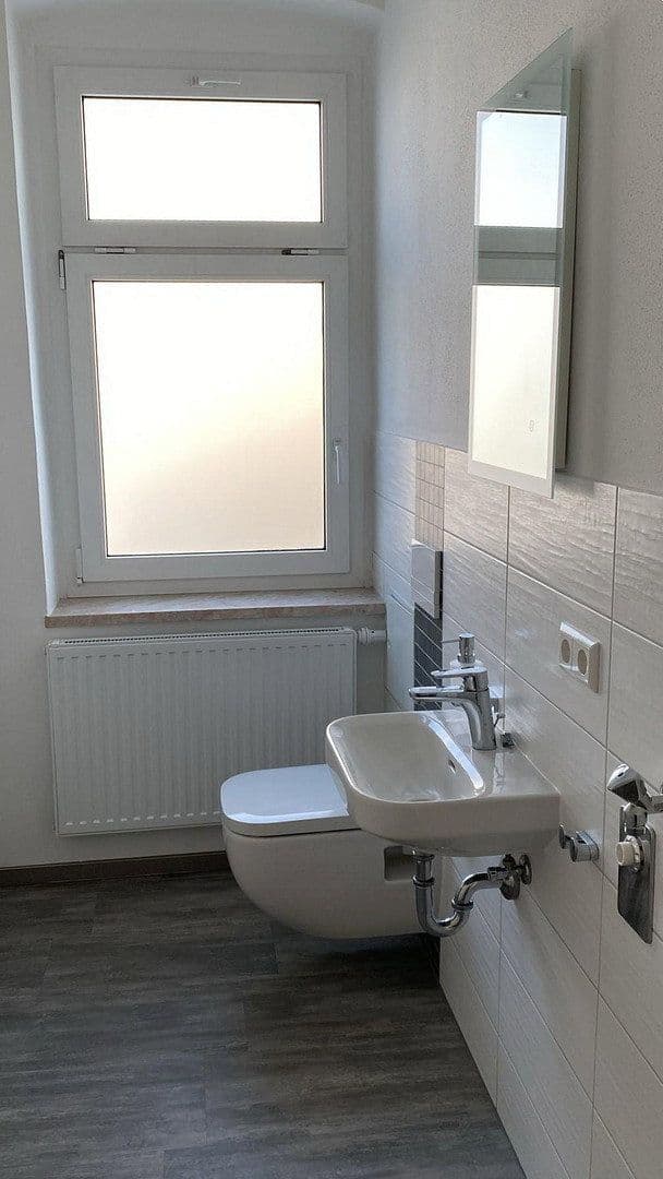 3 bedroom flat to rent, 98 m², Bahnhofstr.2, Zwickau, Saxony 3 bedroom flat to rent, 98 m², Bahnhofstr.2, Zwickau, Saxony