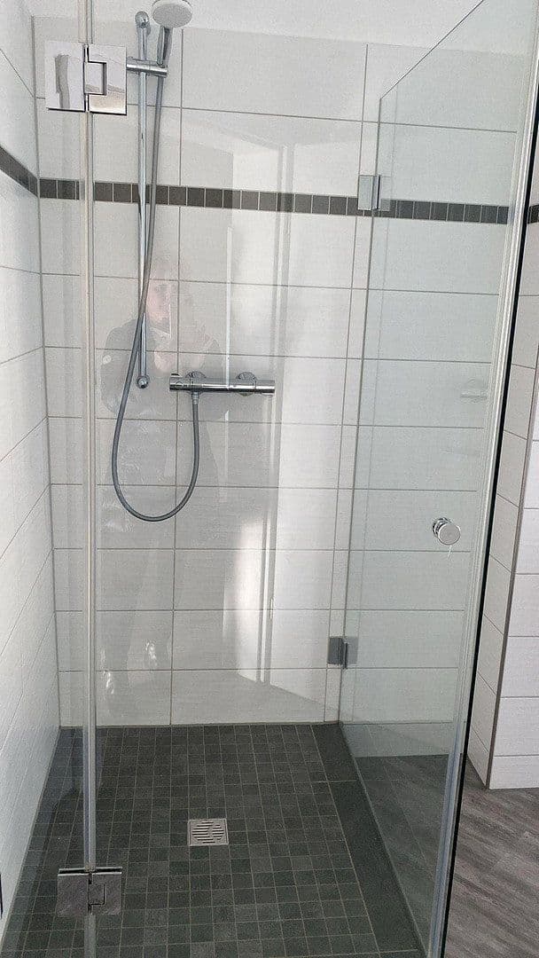 3 bedroom flat to rent, 98 m², Bahnhofstr.2, Zwickau, Saxony 3 bedroom flat to rent, 98 m², Bahnhofstr.2, Zwickau, Saxony