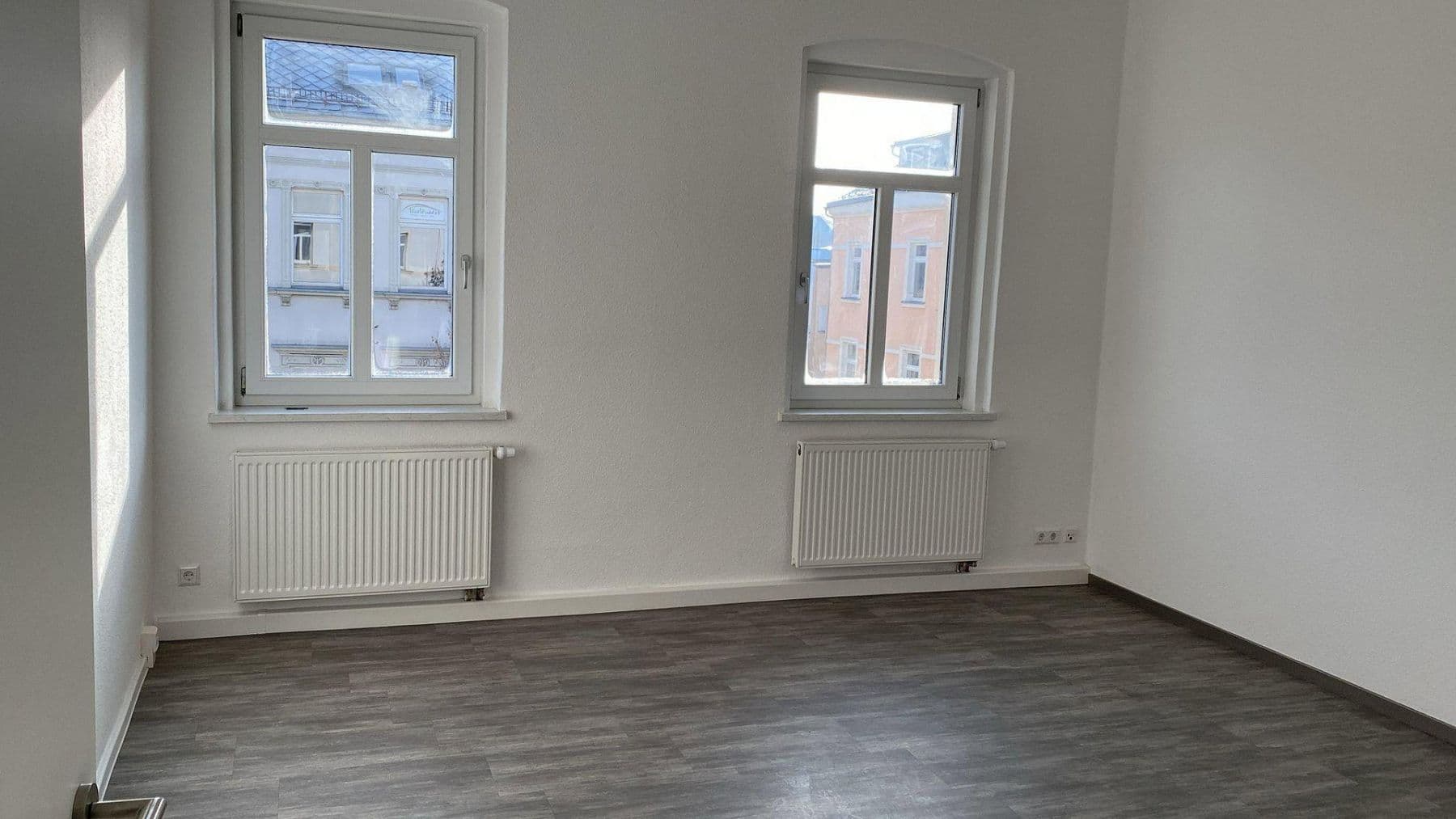 3 bedroom flat to rent, 98 m², Bahnhofstr.2, Zwickau, Saxony 3 bedroom flat to rent, 98 m², Bahnhofstr.2, Zwickau, Saxony