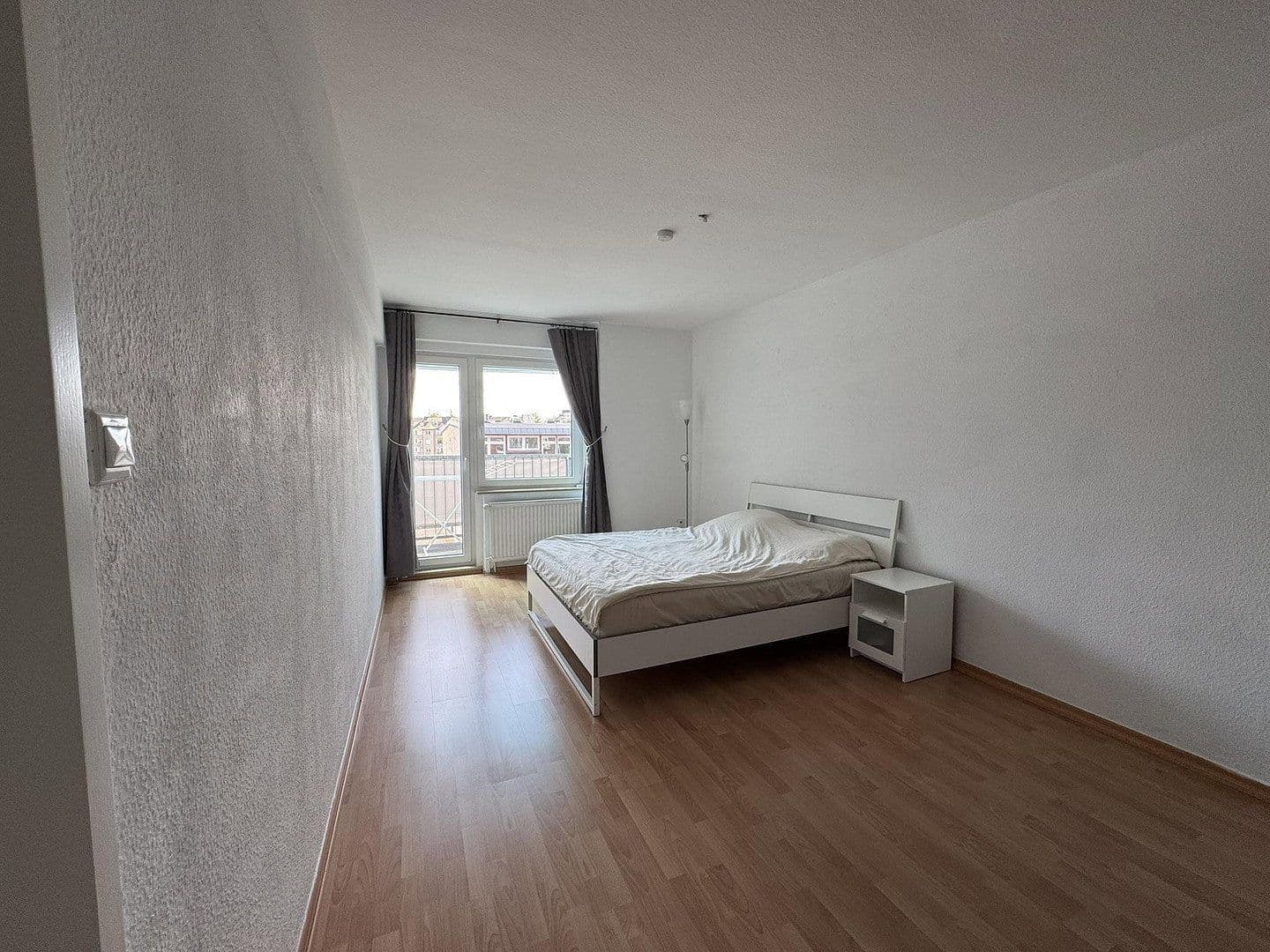 2 bedroom with open-plan kitchen flat to rent, 95 m², Bilker Allee 53, Düsseldorf, North Rhine-Westphalia 2 bedroom with open-plan kitchen flat to rent, 95 m², Bilker Allee 53, Düsseldorf, North Rhine-Westphalia