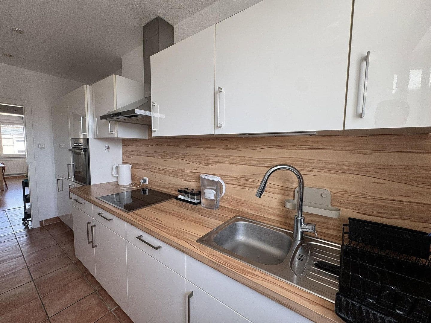 2 bedroom with open-plan kitchen flat to rent, 95 m², Bilker Allee 53, Düsseldorf, North Rhine-Westphalia 2 bedroom with open-plan kitchen flat to rent, 95 m², Bilker Allee 53, Düsseldorf, North Rhine-Westphalia