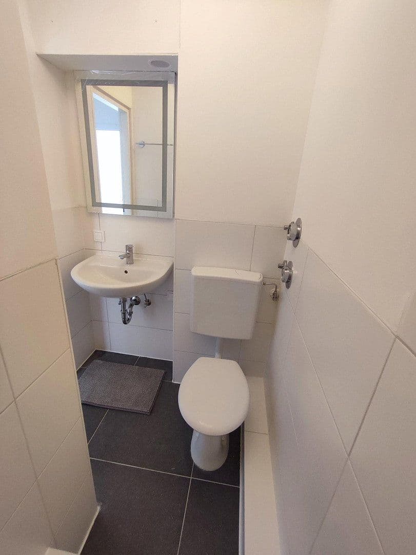Studio flat to rent, 26 m², Saarlandstraße 27, Viernheim, Hesse Studio flat to rent, 26 m², Saarlandstraße 27, Viernheim, Hesse