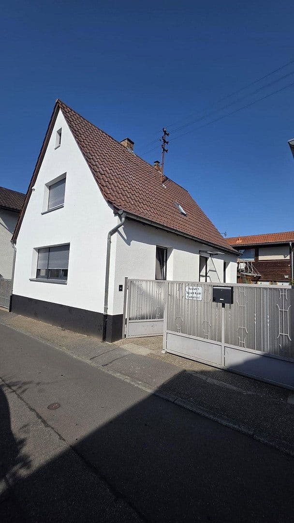 house for sale, 107 m², Sandhausen, Baden-Württemberg house for sale, 107 m², Sandhausen, Baden-Württemberg