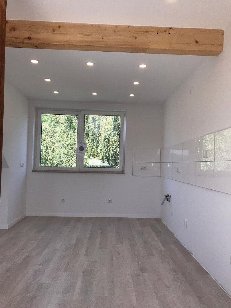 2 bedroom with open-plan kitchen flat to rent, 86 m², Tippelsberger Straße 17, Bochum, North Rhine-Westphalia 2 bedroom with open-plan kitchen flat to rent, 86 m², Tippelsberger Straße 17, Bochum, North Rhine-Westphalia