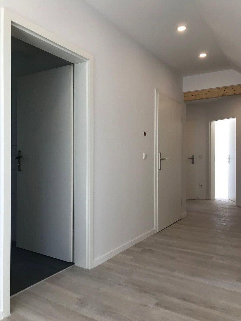 2 bedroom with open-plan kitchen flat to rent, 86 m², Tippelsberger Straße 17, Bochum, North Rhine-Westphalia 2 bedroom with open-plan kitchen flat to rent, 86 m², Tippelsberger Straße 17, Bochum, North Rhine-Westphalia