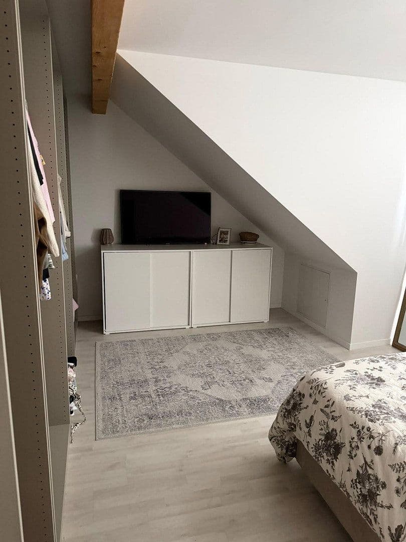 2 bedroom with open-plan kitchen flat to rent, 86 m², Tippelsberger Straße 17, Bochum, North Rhine-Westphalia 2 bedroom with open-plan kitchen flat to rent, 86 m², Tippelsberger Straße 17, Bochum, North Rhine-Westphalia
