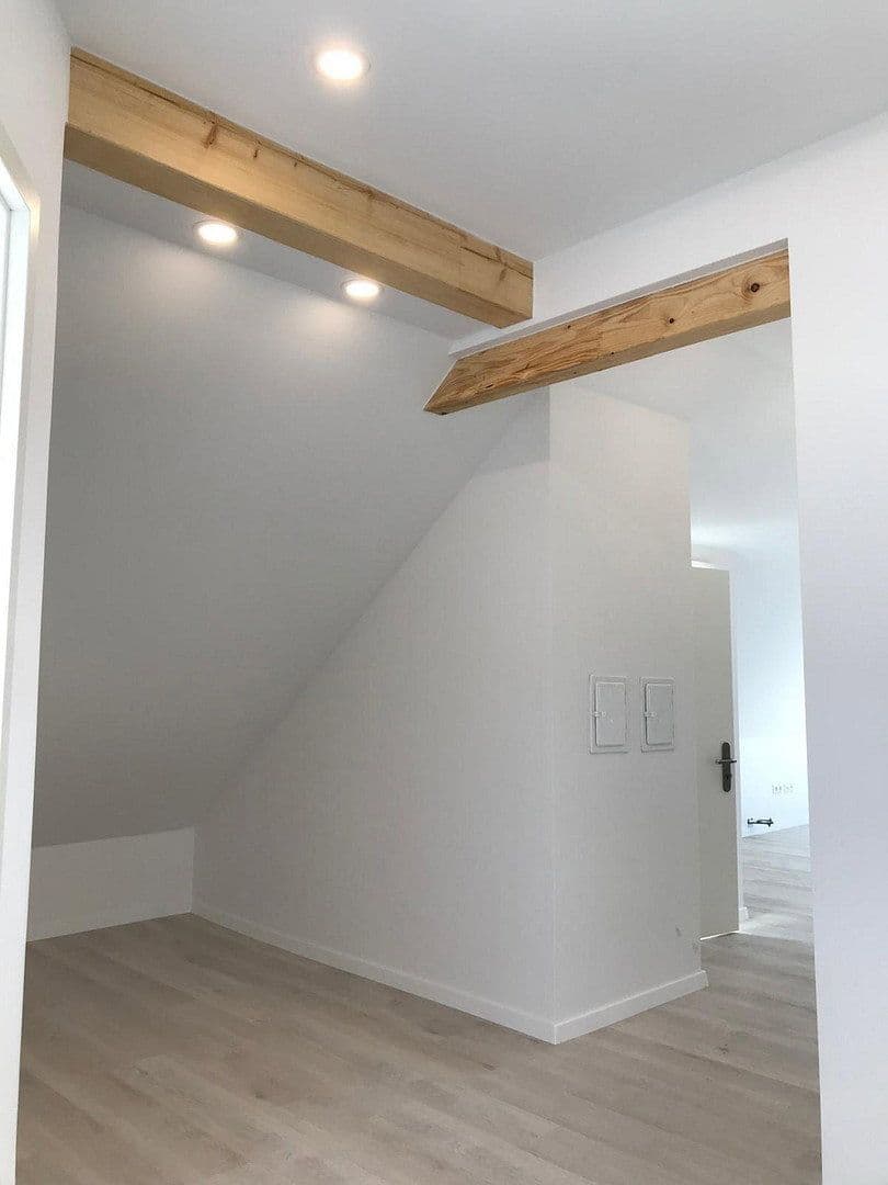 2 bedroom with open-plan kitchen flat to rent, 86 m², Tippelsberger Straße 17, Bochum, North Rhine-Westphalia 2 bedroom with open-plan kitchen flat to rent, 86 m², Tippelsberger Straße 17, Bochum, North Rhine-Westphalia