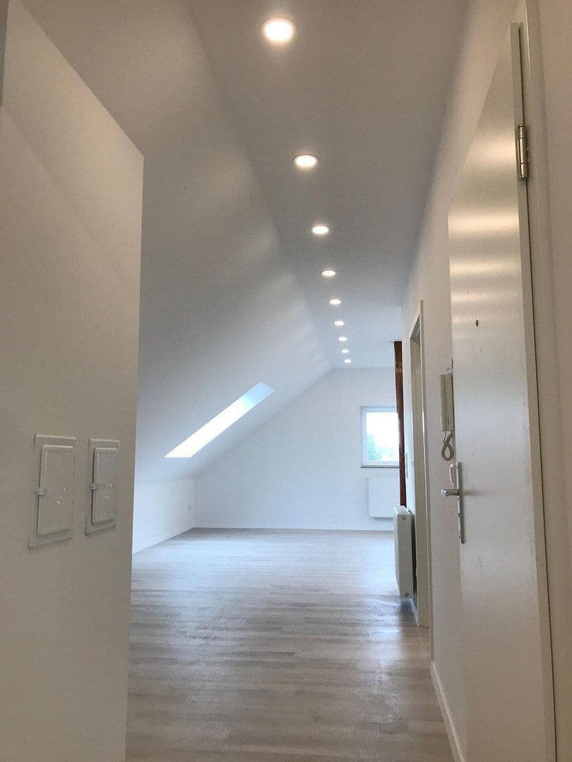 2 bedroom with open-plan kitchen flat to rent, 86 m², Tippelsberger Straße 17, Bochum, North Rhine-Westphalia 2 bedroom with open-plan kitchen flat to rent, 86 m², Tippelsberger Straße 17, Bochum, North Rhine-Westphalia