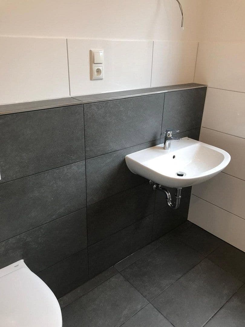2 bedroom with open-plan kitchen flat to rent, 86 m², Tippelsberger Straße 17, Bochum, North Rhine-Westphalia 2 bedroom with open-plan kitchen flat to rent, 86 m², Tippelsberger Straße 17, Bochum, North Rhine-Westphalia