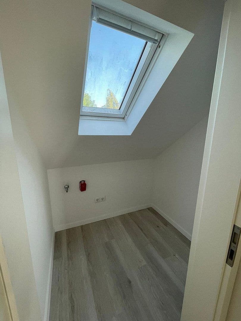 2 bedroom with open-plan kitchen flat to rent, 86 m², Tippelsberger Straße 17, Bochum, North Rhine-Westphalia 2 bedroom with open-plan kitchen flat to rent, 86 m², Tippelsberger Straße 17, Bochum, North Rhine-Westphalia