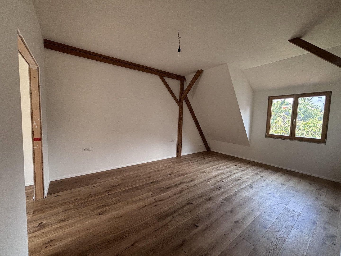 3 bedroom with open-plan kitchen flat to rent, 147 m², Niefern-Öschelbronn, Baden-Württemberg 3 bedroom with open-plan kitchen flat to rent, 147 m², Niefern-Öschelbronn, Baden-Württemberg