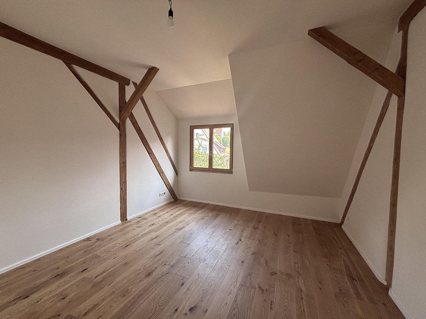 3 bedroom with open-plan kitchen flat to rent, 147 m², Niefern-Öschelbronn, Baden-Württemberg 3 bedroom with open-plan kitchen flat to rent, 147 m², Niefern-Öschelbronn, Baden-Württemberg
