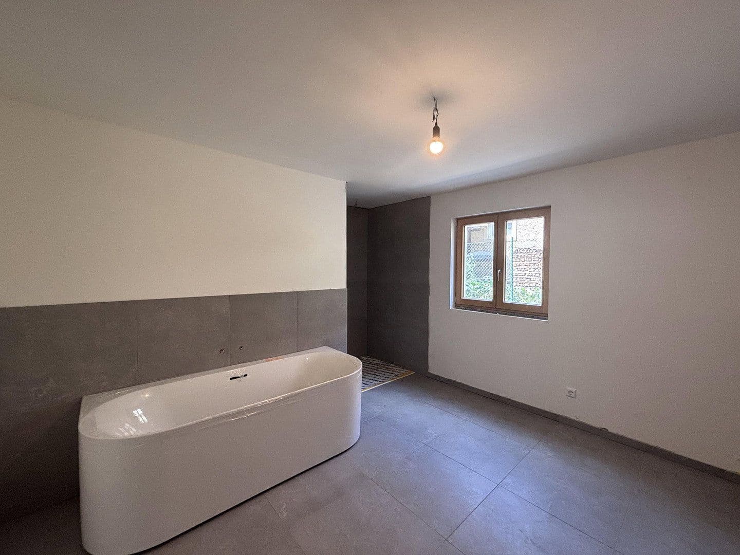 2 bedroom with open-plan kitchen flat to rent, 133 m², Niefern-Öschelbronn, Baden-Württemberg 2 bedroom with open-plan kitchen flat to rent, 133 m², Niefern-Öschelbronn, Baden-Württemberg