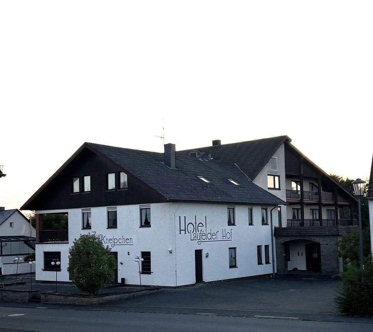 non-residential property for sale, 3,015 m², Haupstr., Laufeld, Rhineland-Palatinate non-residential property for sale, 3,015 m², Haupstr., Laufeld, Rhineland-Palatinate