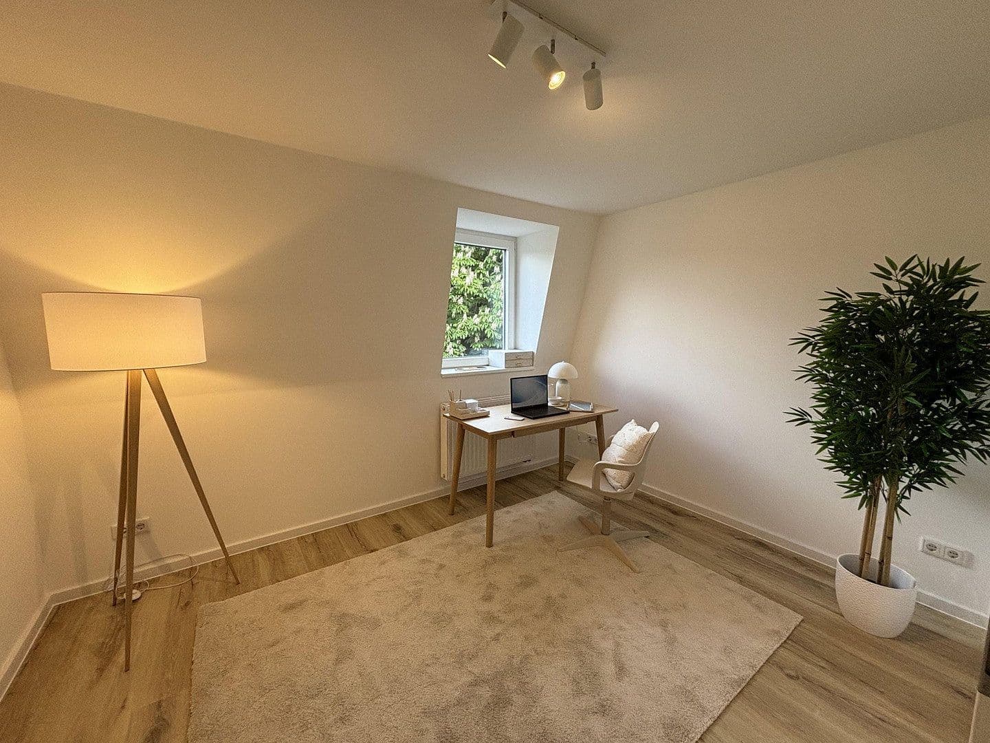 1 bedroom with open-plan kitchen flat to rent, 54 m², Bergisch Gladbacher Str. 135-137, Köln, North Rhine-Westphalia 1 bedroom with open-plan kitchen flat to rent, 54 m², Bergisch Gladbacher Str. 135-137, Köln, North Rhine-Westphalia