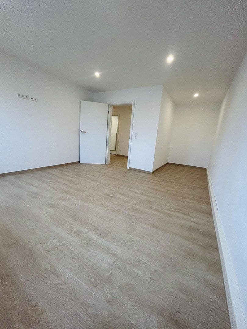 3 bedroom flat to rent, 84 m², Chemnitzer Str. 72, Meerane, Saxony 3 bedroom flat to rent, 84 m², Chemnitzer Str. 72, Meerane, Saxony