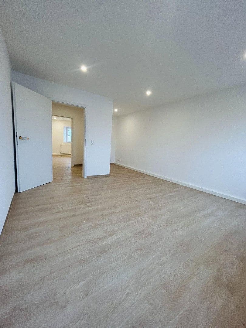 3 bedroom flat to rent, 84 m², Chemnitzer Str. 72, Meerane, Saxony 3 bedroom flat to rent, 84 m², Chemnitzer Str. 72, Meerane, Saxony